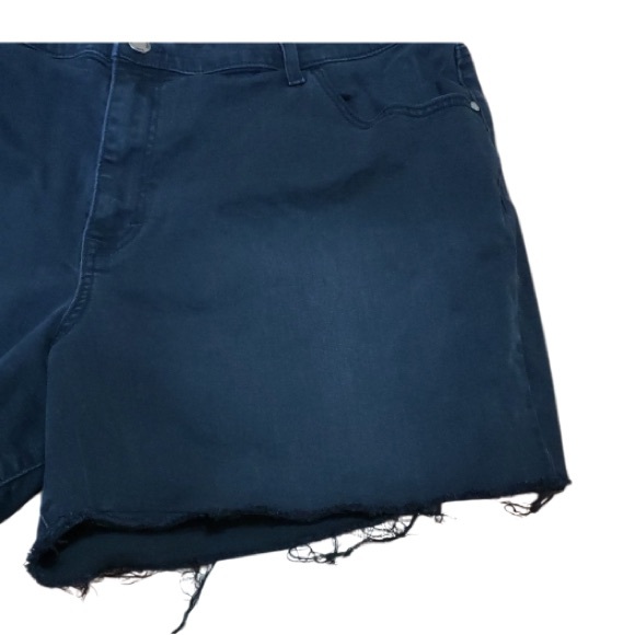 EVRI Black Denim Stretch Jean Shorts 22W - Picture 3 of 5